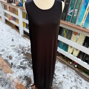 Three Bird Nest Sleeveless Maxi Dress with POCKETS!! NEW WITH TAGS!